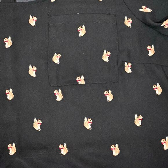 Torrid  Black Top With Squirrel Pattern. Size 5 - Picture 6 of 10